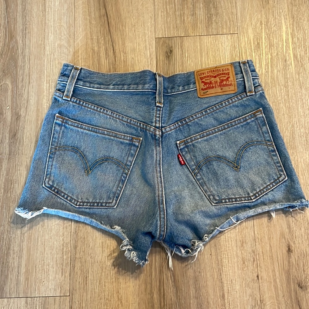 Levi’s 501 Cut-Off Denim Shorts